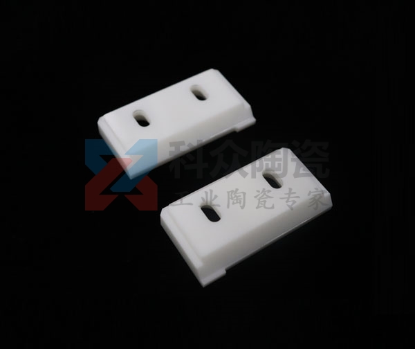 99氧化鋁陶瓷片的機械性能與材料屬性(圖)